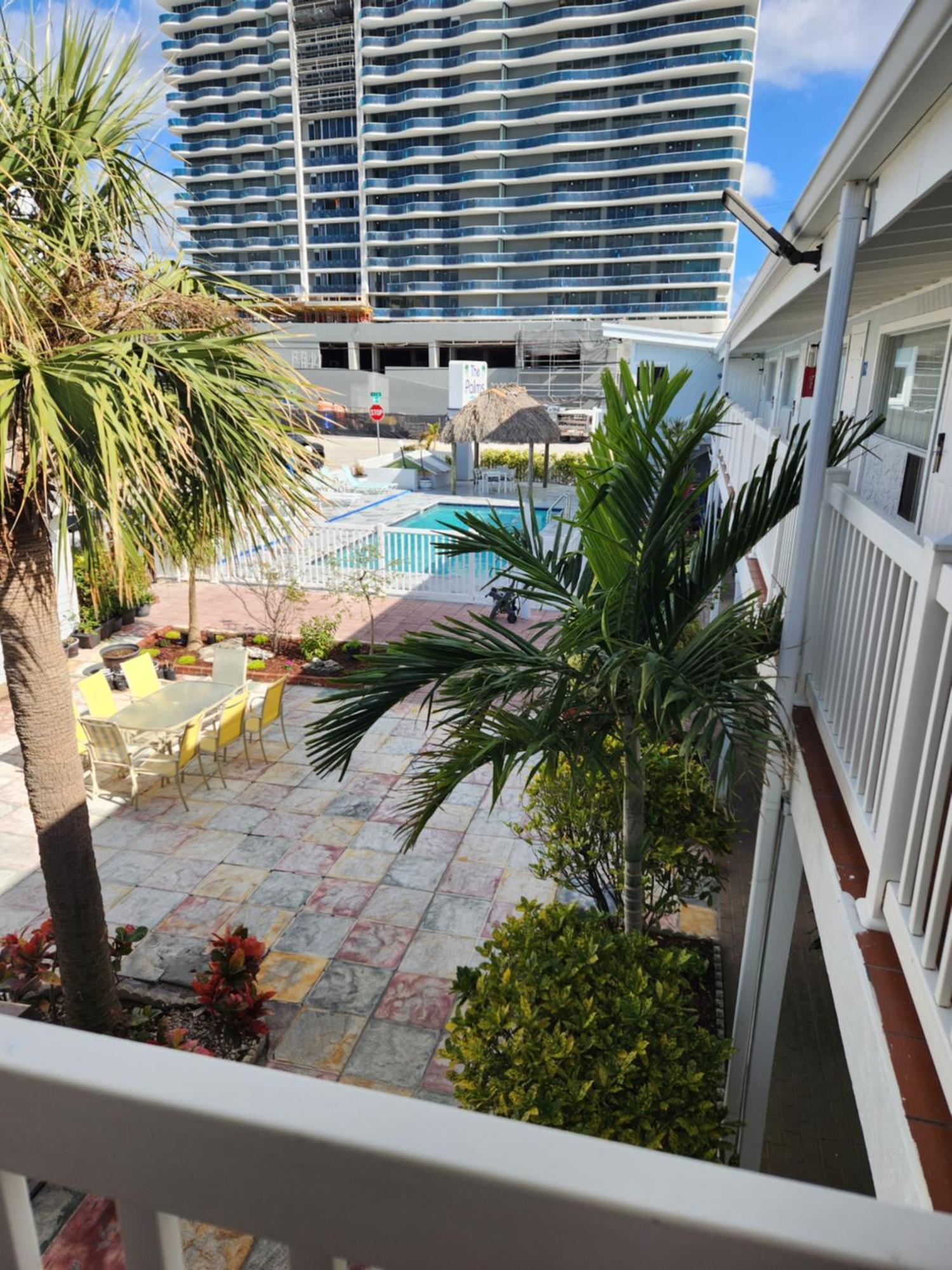 The Palms On Ocean Motel Pompano Beach Bagian luar foto
