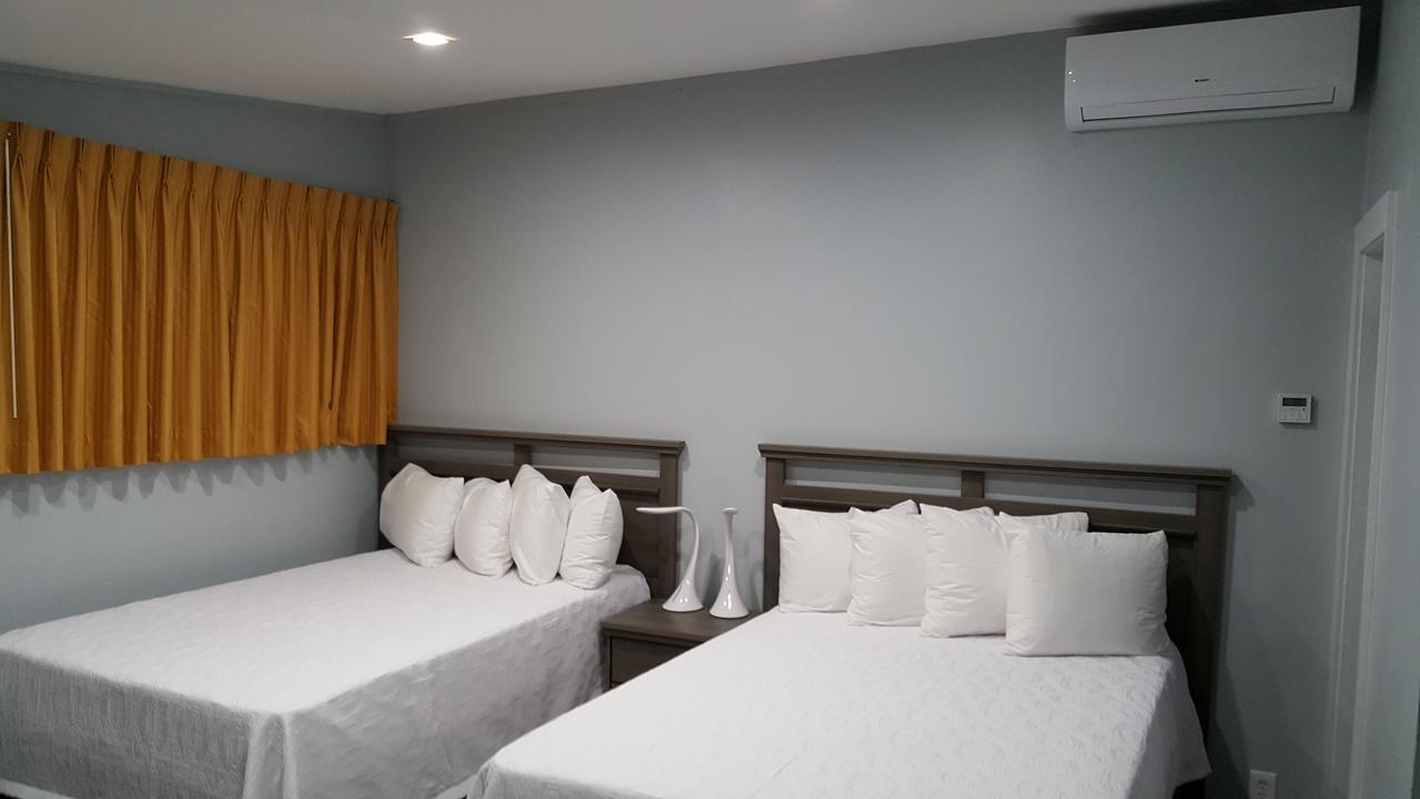 The Palms On Ocean Motel Pompano Beach Bagian luar foto