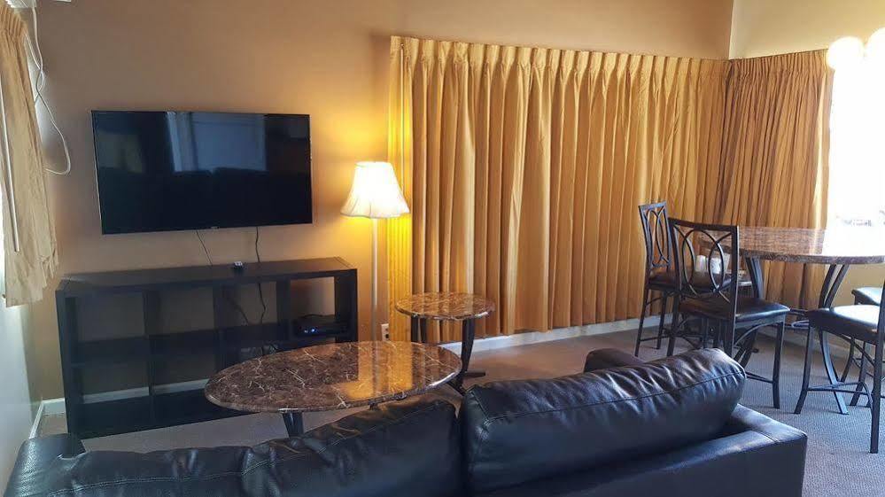 The Palms On Ocean Motel Pompano Beach Bagian luar foto
